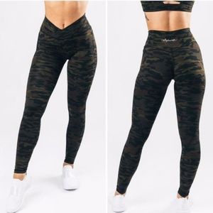 Alphalete Surface Power Camo Leggings